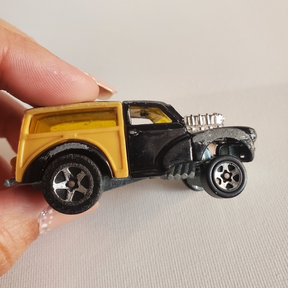 Vintage 2001 "MG ROVER" Hot Wheel - Picture 5 of 6